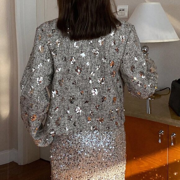 Silver Elegant Women's Long Sleeve Jacket - Picture 2 of 6